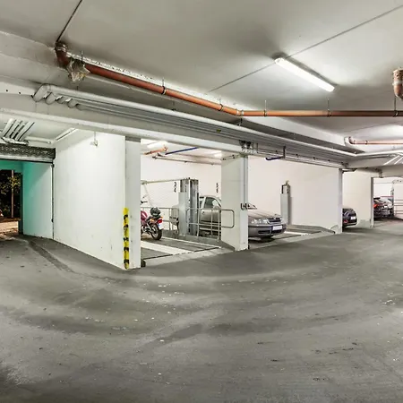 Edler Wohnraum Schwanenteich-Suite Mit Balkon, Boxspringbett, Siemens-Kaffeevollautomat, Lift, Parkplatz & Wlan 561 Mbps Daire *