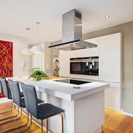 아파트 Edler Wohnraum Schwanenteich-suite Mit Balkon, Kaffeevollautomat, Lift & Parkplatz *