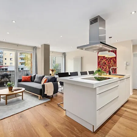 Edler Wohnraum Schwanenteich-suite Mit Balkon, Kaffeevollautomat, Lift & Parkplatz Apartment Zwickau