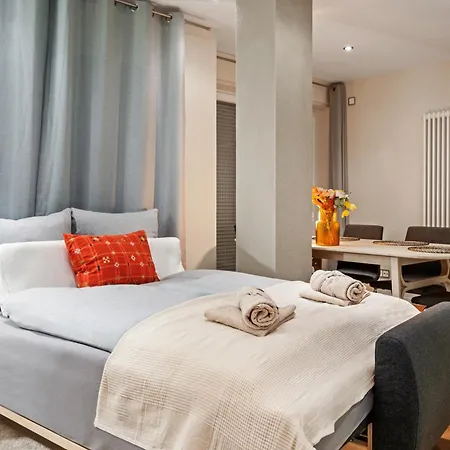 Edler Wohnraum Schwanenteich-Suite Mit Balkon, Boxspringbett, Siemens-Kaffeevollautomat, Lift, Parkplatz & Wlan 561 Mbps *