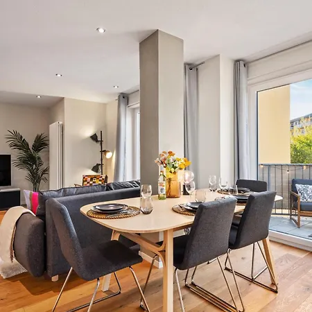 Edler Wohnraum Schwanenteich-Suite Mit Balkon, Boxspringbett, Siemens-Kaffeevollautomat, Lift, Parkplatz & Wlan 561 Mbps *